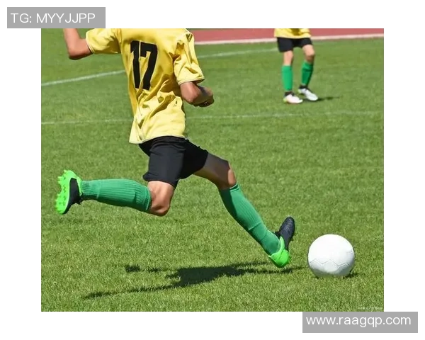 花腿足球球星：突破技巧与华丽脚法成就的背后故事与影响